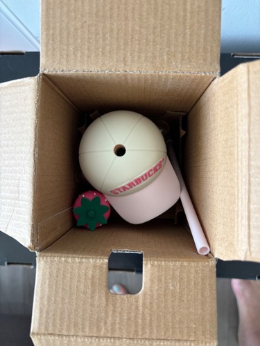 Brand new Starbucks Pink Bearista Glass Cold Cup with strawberry - photo 4