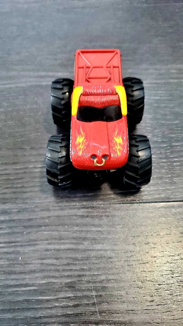 Hot Wheels Monster Truck Lot - photo 3
