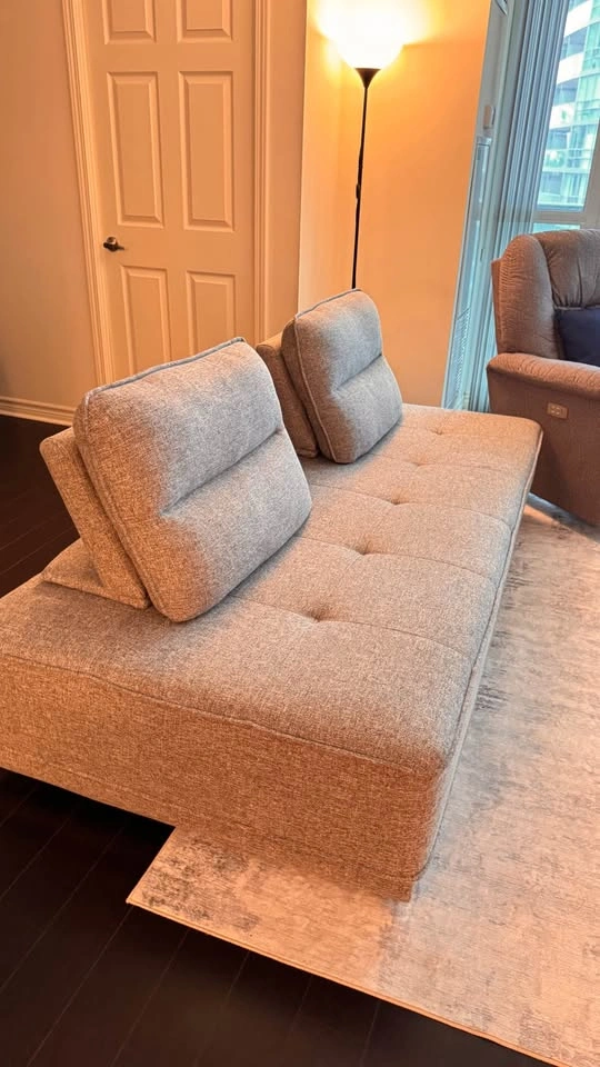Contemporary Modular Grey Couch with Movable Backrests - photo 4