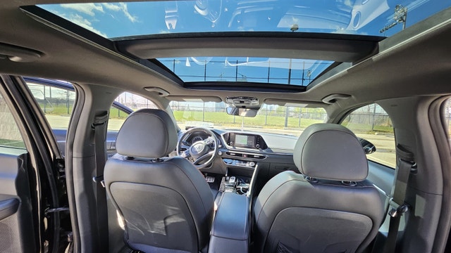 2020 Hyundai Sonata 1.6T Technology Package Fully Loaded - photo 3