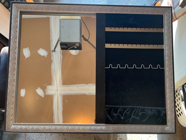 Wall-mounted mirror with built-in jewelry storage/organizer
