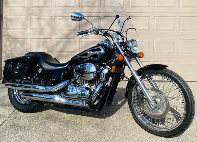 2007 Honda Shadow 750 Spirit - photo 2