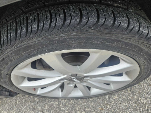 Audi A4 2.0T Quattro Low KM No Issues - photo 5