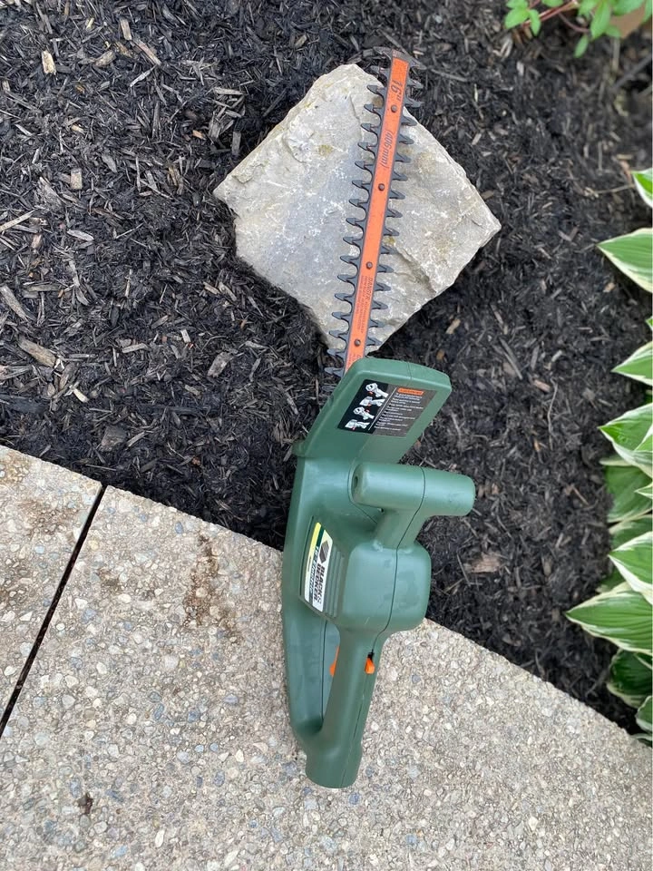 Hedge trimmers for sale - photo 3