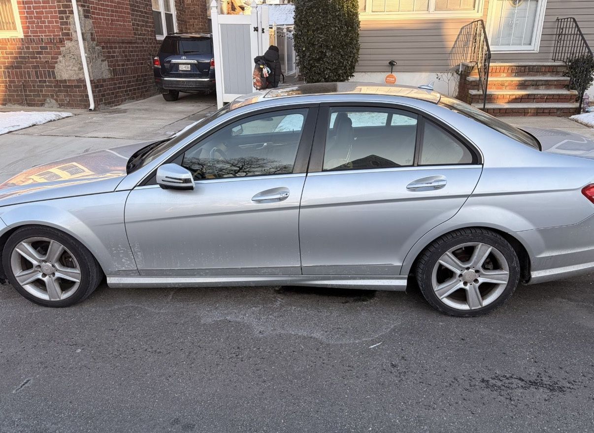 2010 Mercedes-Benz C-Class
