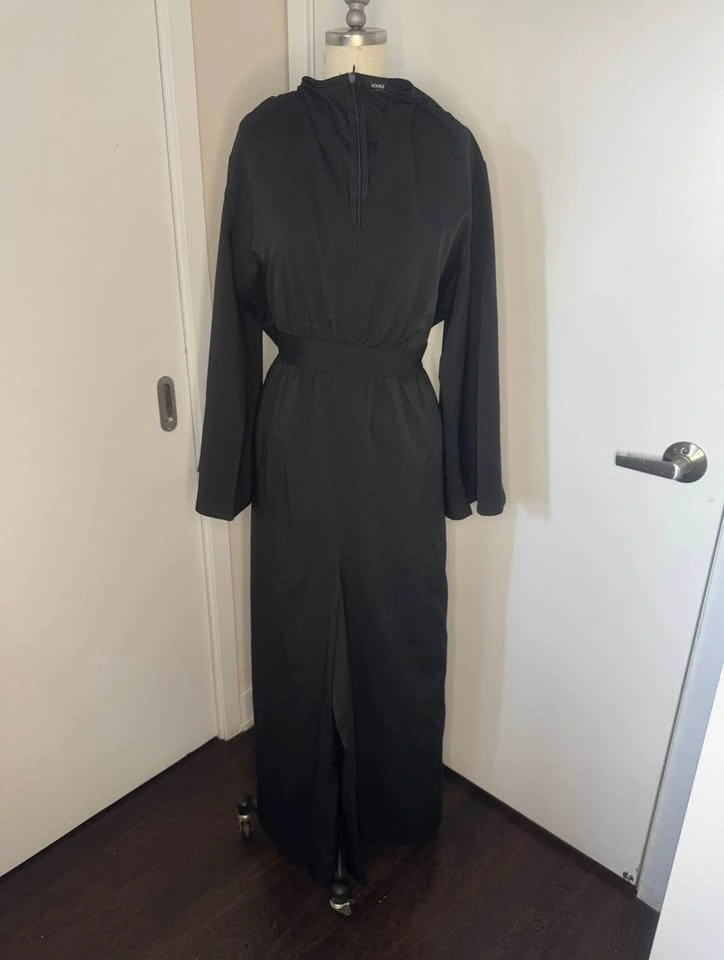 Brand new, never worn. Fits a size 14-16. Very stylish - photo 2