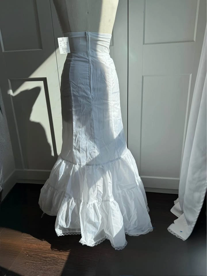 Brand New David's Bridal Mermaid Petticoat Size 6 - photo 5