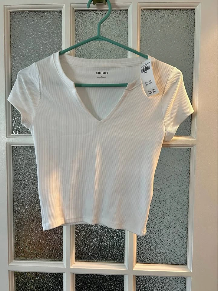 Hollister top women’s size small