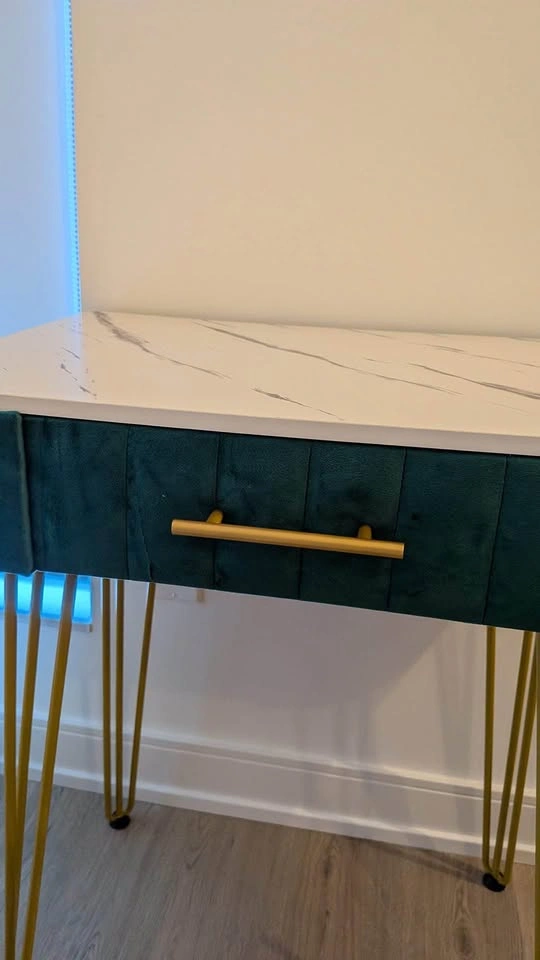 Makeup Vanity for Sale - photo 3