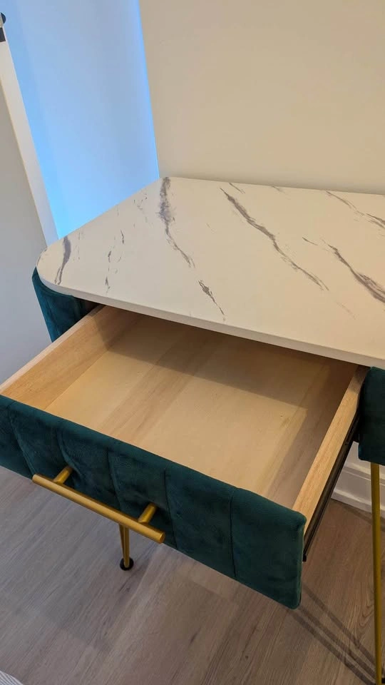 Makeup Vanity for Sale - photo 4