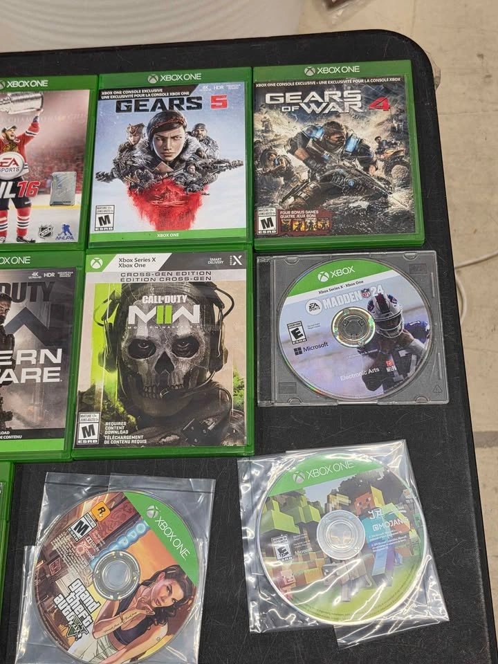 Xbox One and Xbox Series X Game Bundle - photo 3