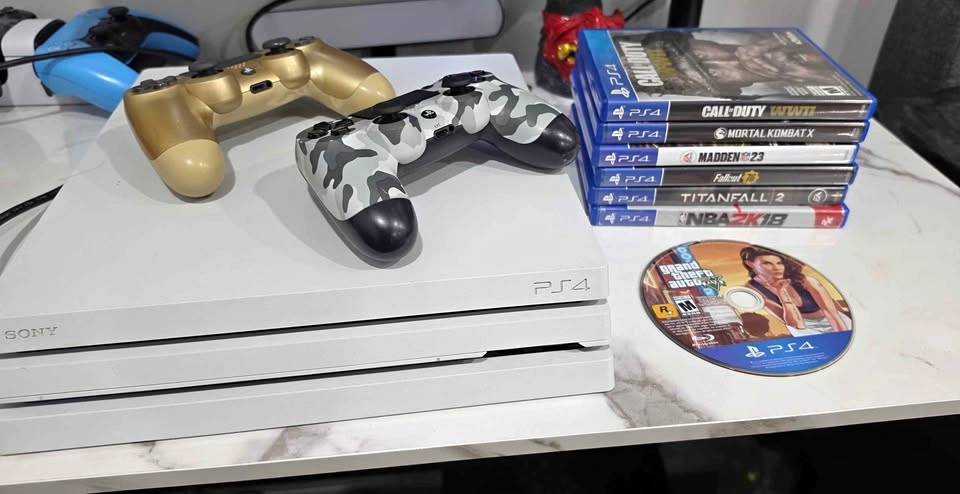 🎮 PlayStation 4 Pro Glacier White 1TB Console Bundle