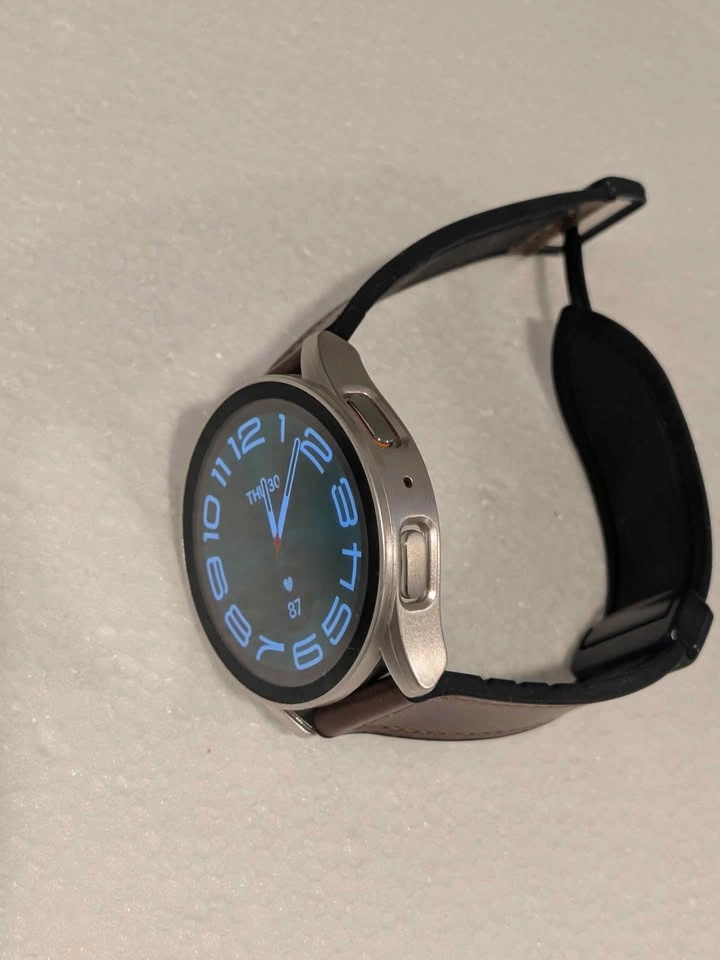 Samsung Galaxy watch 7 40mm and protective cases extra strap - photo 2