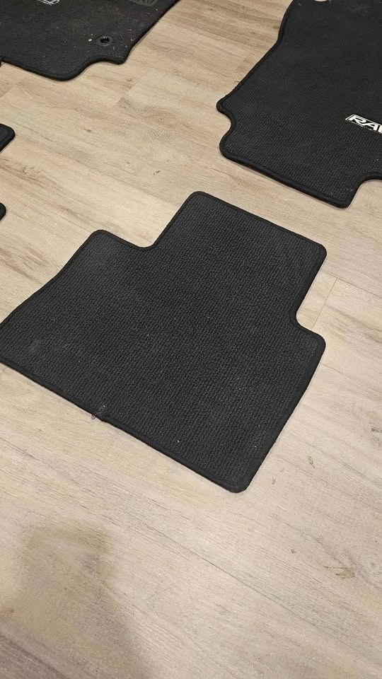 Rav 4 car mats Original for 2019+ models - photo 4
