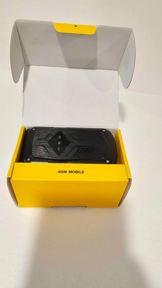 AGM M10 4G Flip Phone - photo 3