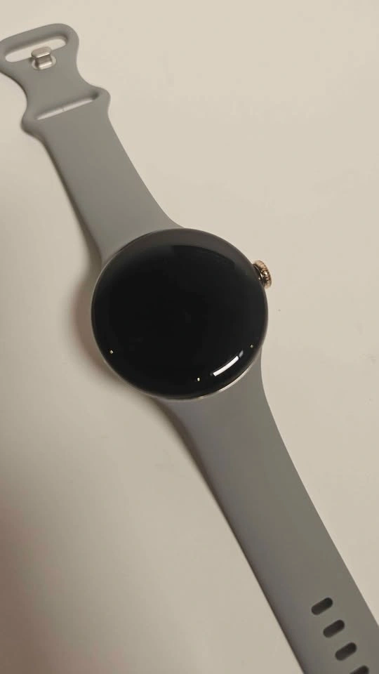 Google Pixel Watch 2 - Excellent Condition - photo 2