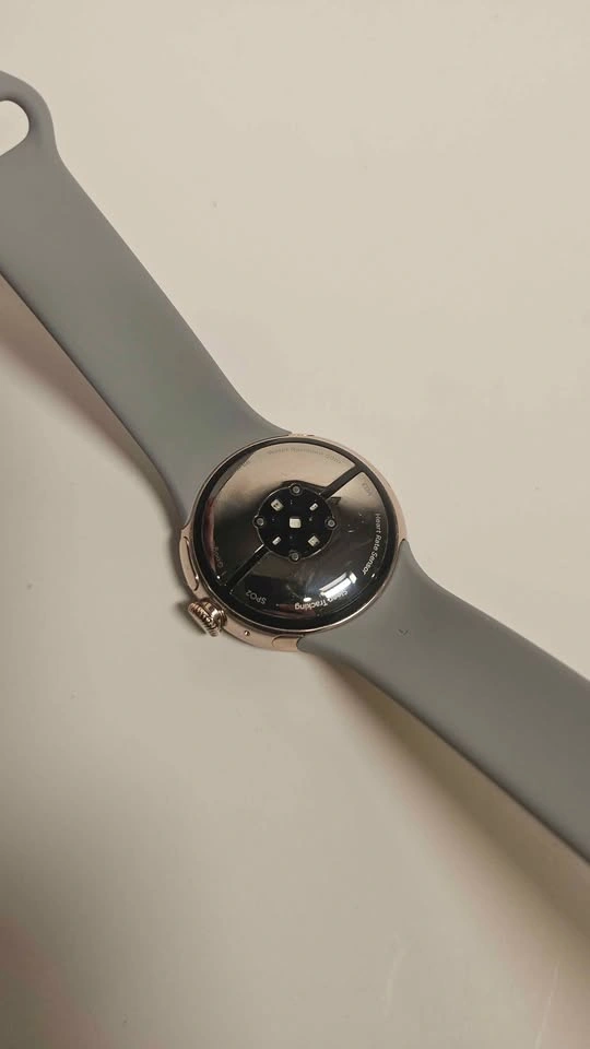 Google Pixel Watch 2 - Excellent Condition - photo 5