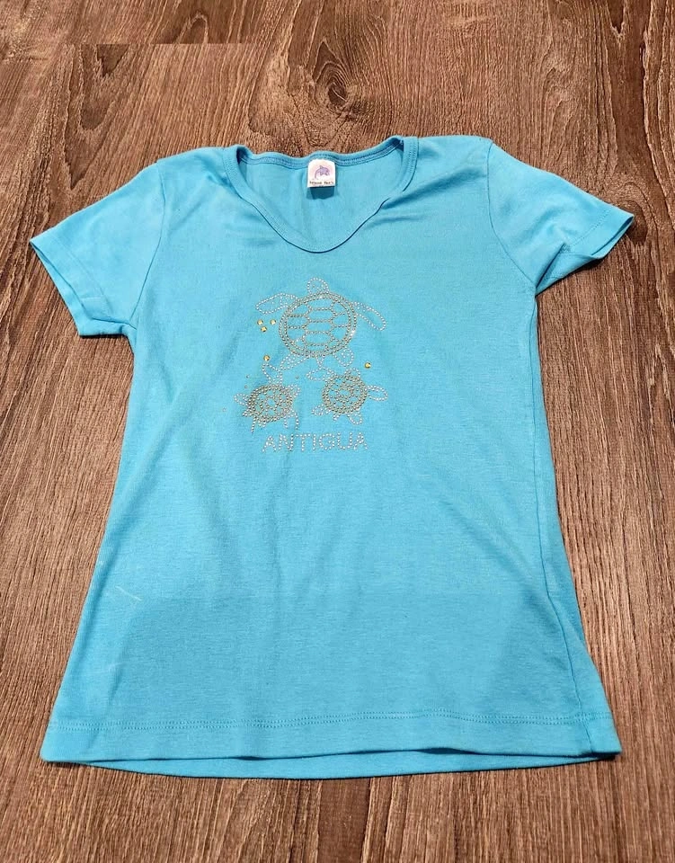 Y2K Island Tee's Antigua Turtle Rhinestone T-Shirt Size M