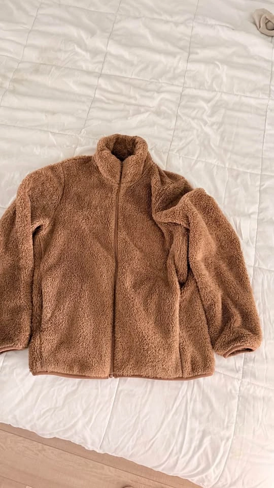 Uniqlo Fluffy Yarn Fleece Full-Zip Jacket - photo 2