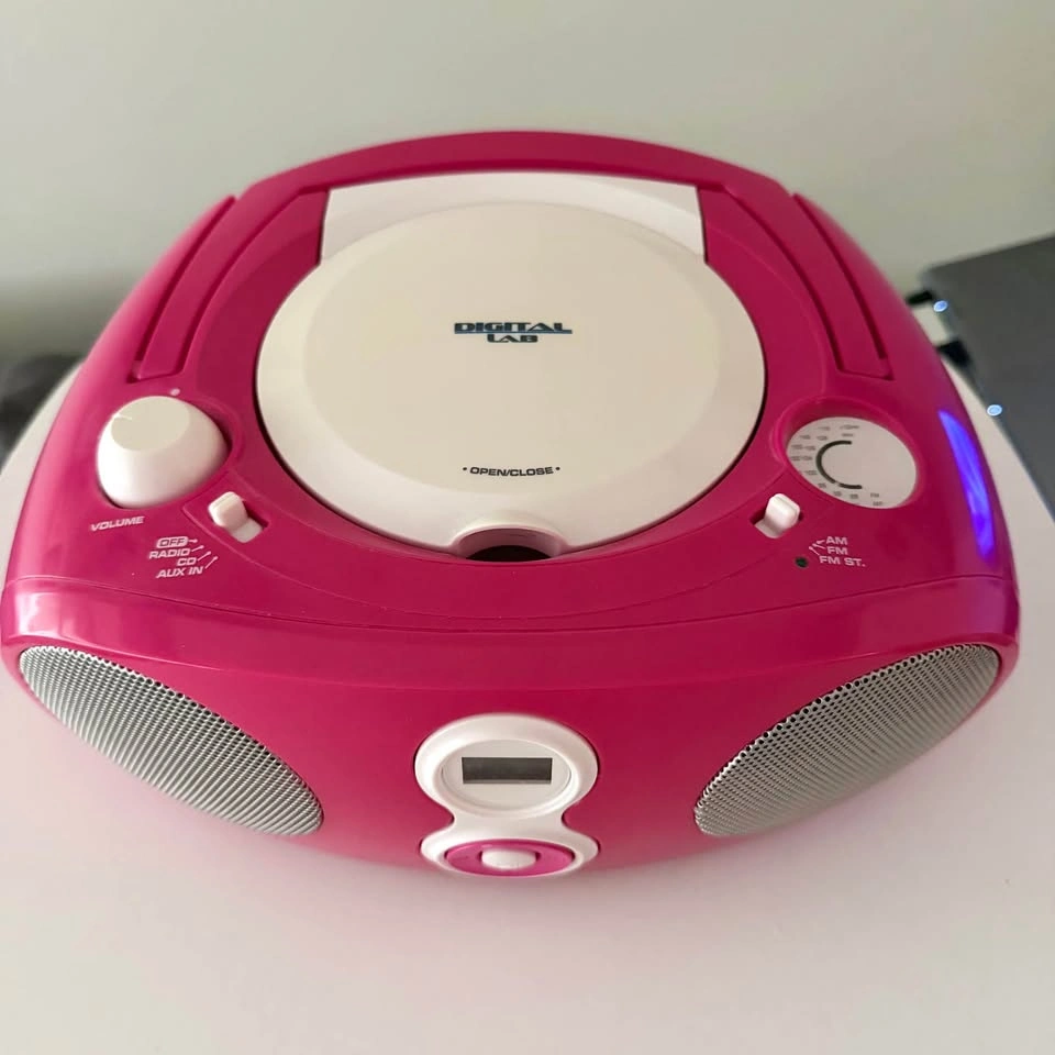 Vintage Hot Pink Cd Player Y2K - Tested and Works! - photo 2