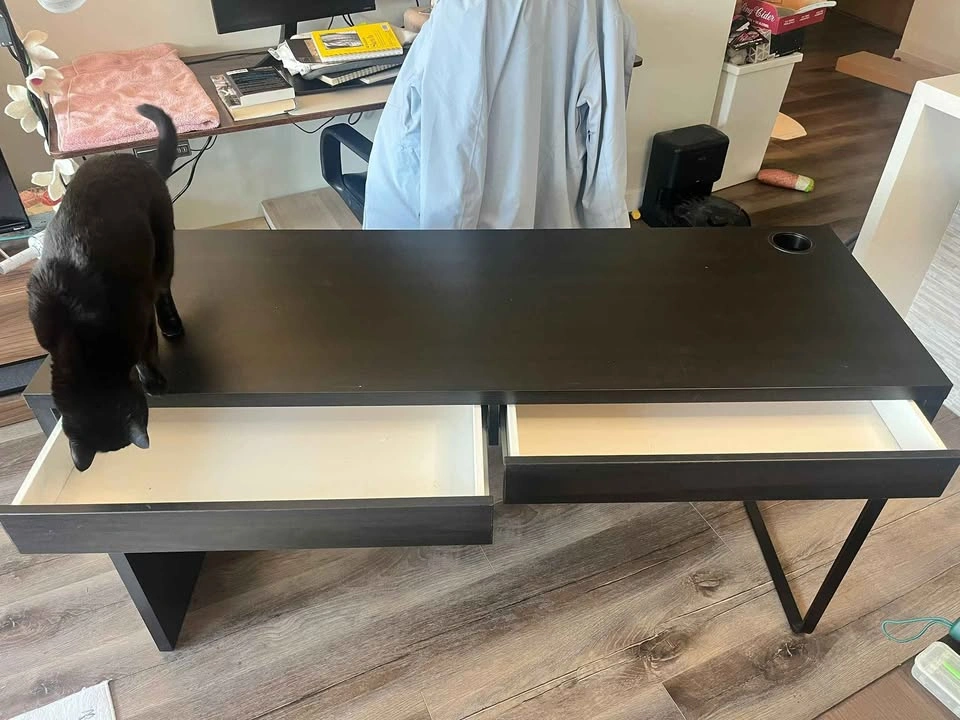 Ikea Micke Desk (Black-Brown) - photo 3