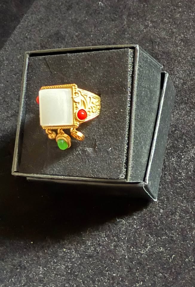 The White Stone Square Ring - photo 2