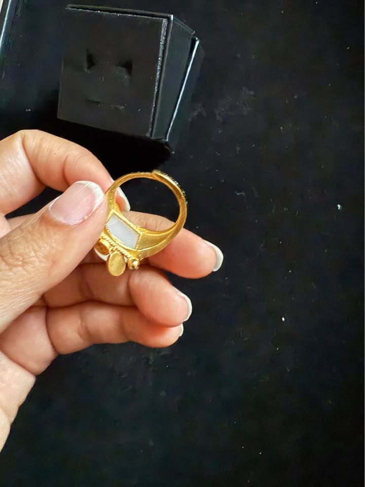 The White Stone Square Ring - photo 4