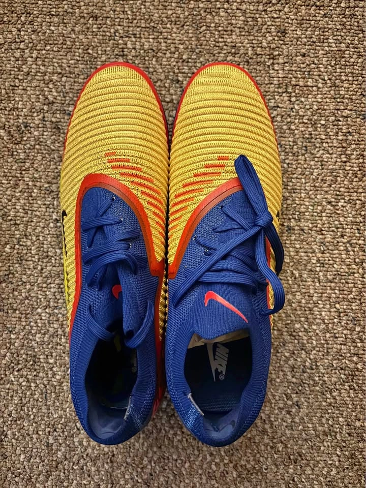 Nike Phantom 6