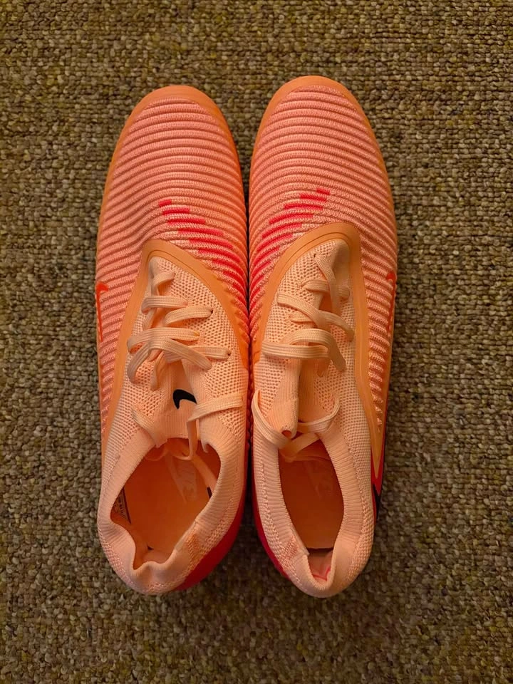 Nike Phantom 6