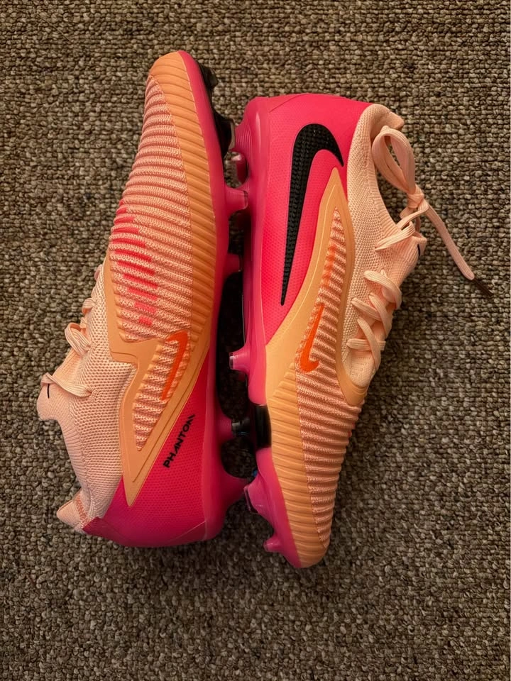 Nike Phantom 6 - photo 2