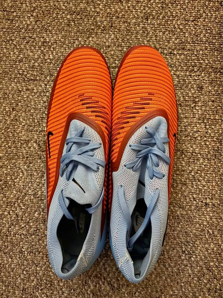 Nike Phantom 6