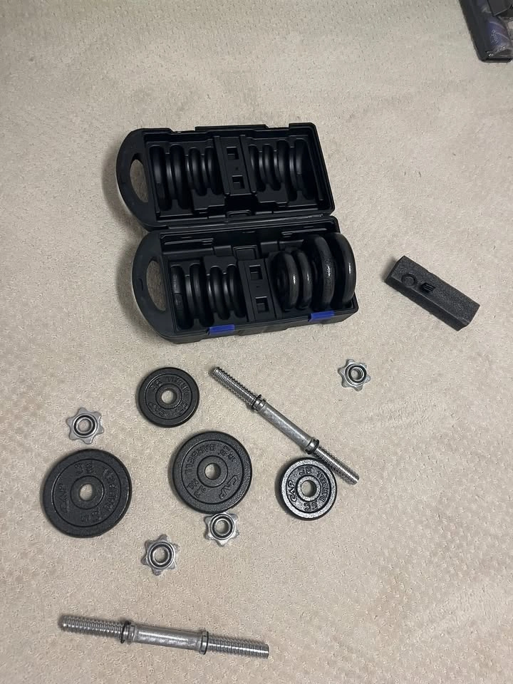 CAP 40 lb Adjustable Dumbbell Set With Carrying Case - photo 2
