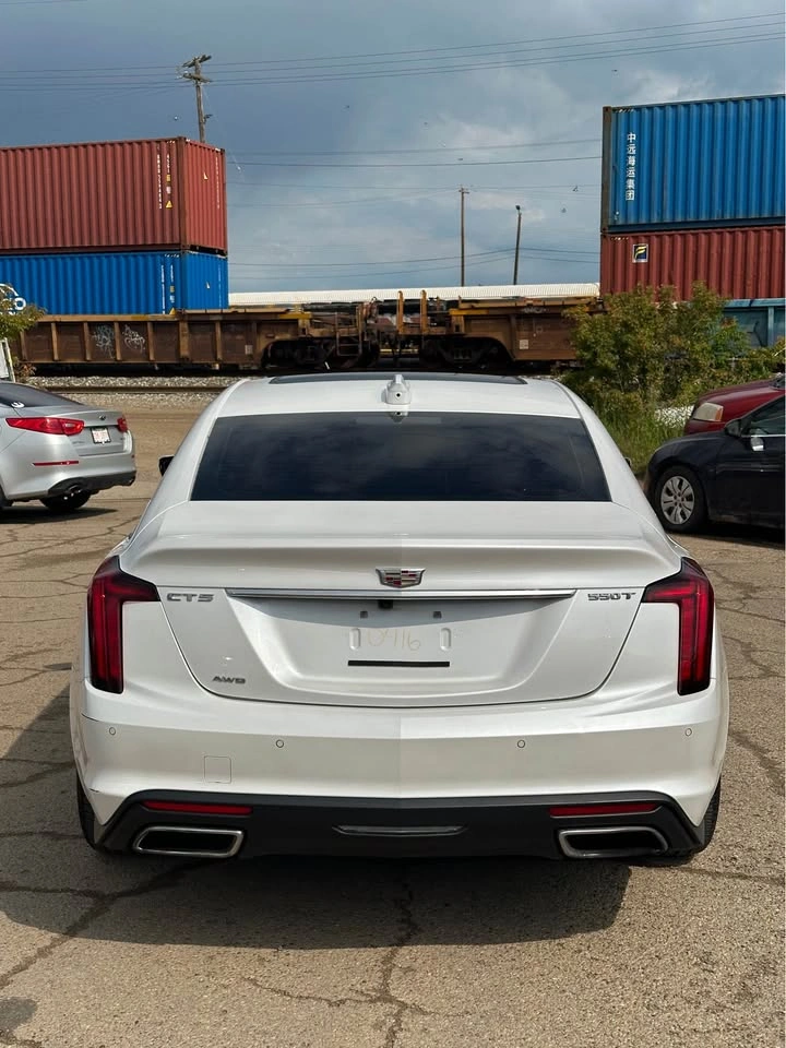 2025 Cadillac CT5 - photo 4