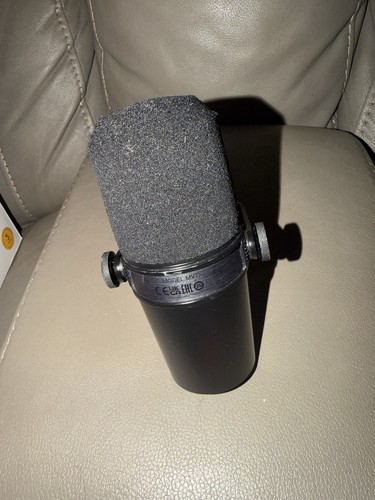 Shure MV7X Black XLR mic - photo 4
