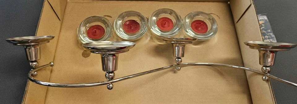 Modern Chrome S-Shaped 4-Light Tealight Candle Holder - photo 2