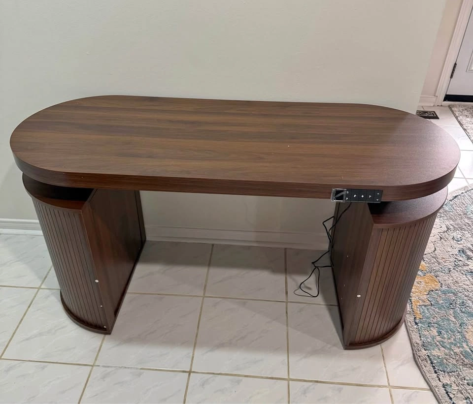 Modern Electric Standing Desk - Brand New Fully Assembled
