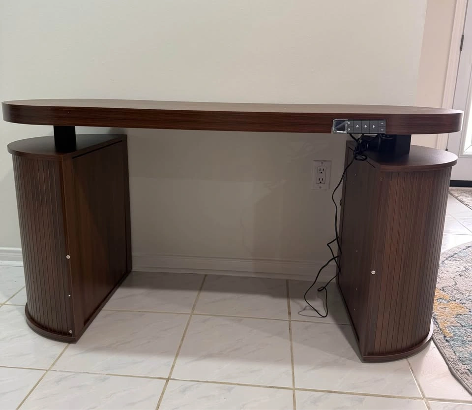 Modern Electric Standing Desk - Brand New Fully Assembled - photo 2
