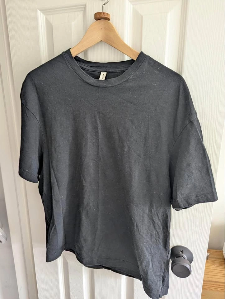 KOTN Size S Black Short Sleeve T-Shirt