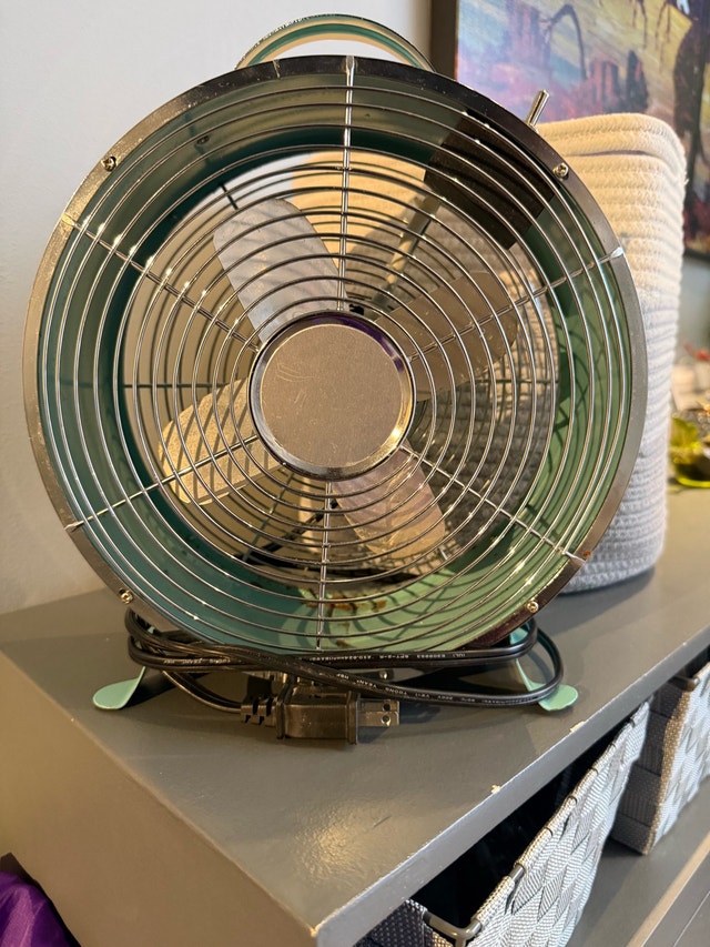Elite International Table Fan
