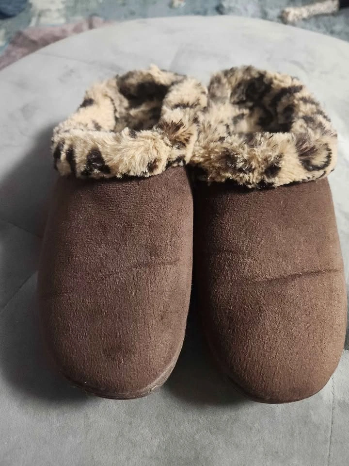 Dearfoam Fur Lined Slippers - photo 3