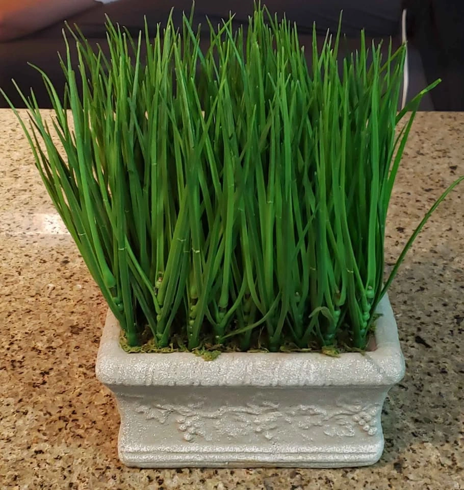 Decorative Potted Faux Grass - photo 3