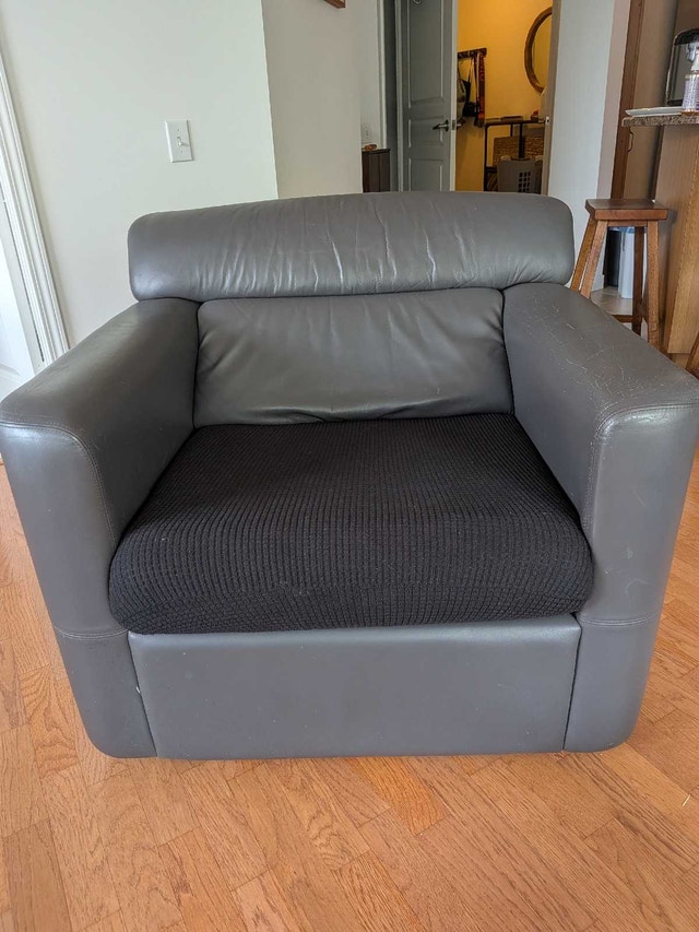 Grey Leather Armchair - photo 5