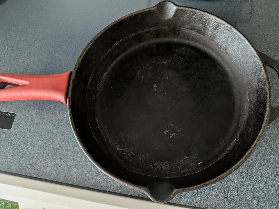 Cast Iron Skillet - photo 2