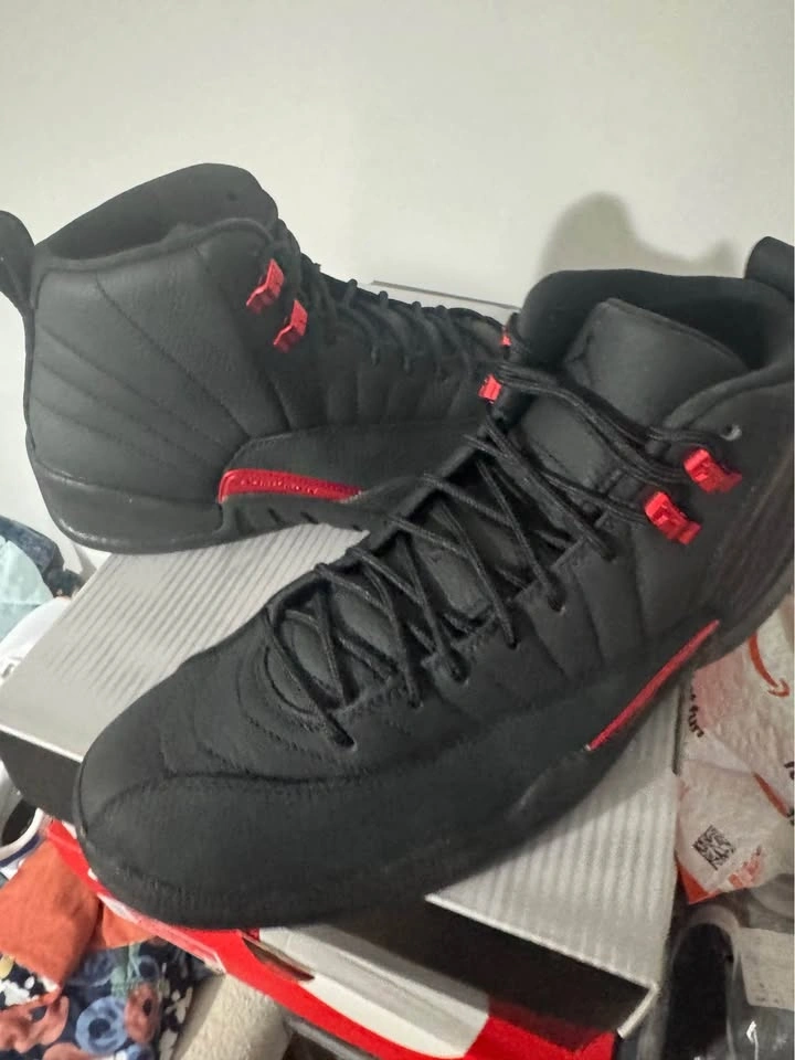 Jordan 12 bloodline size 11.5 - photo 2