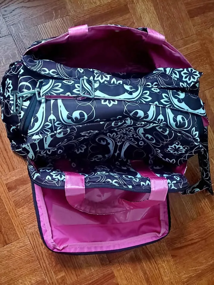 Ju-Ju-Be Be Prepared Duffle Diaper Bag image indicator(2)