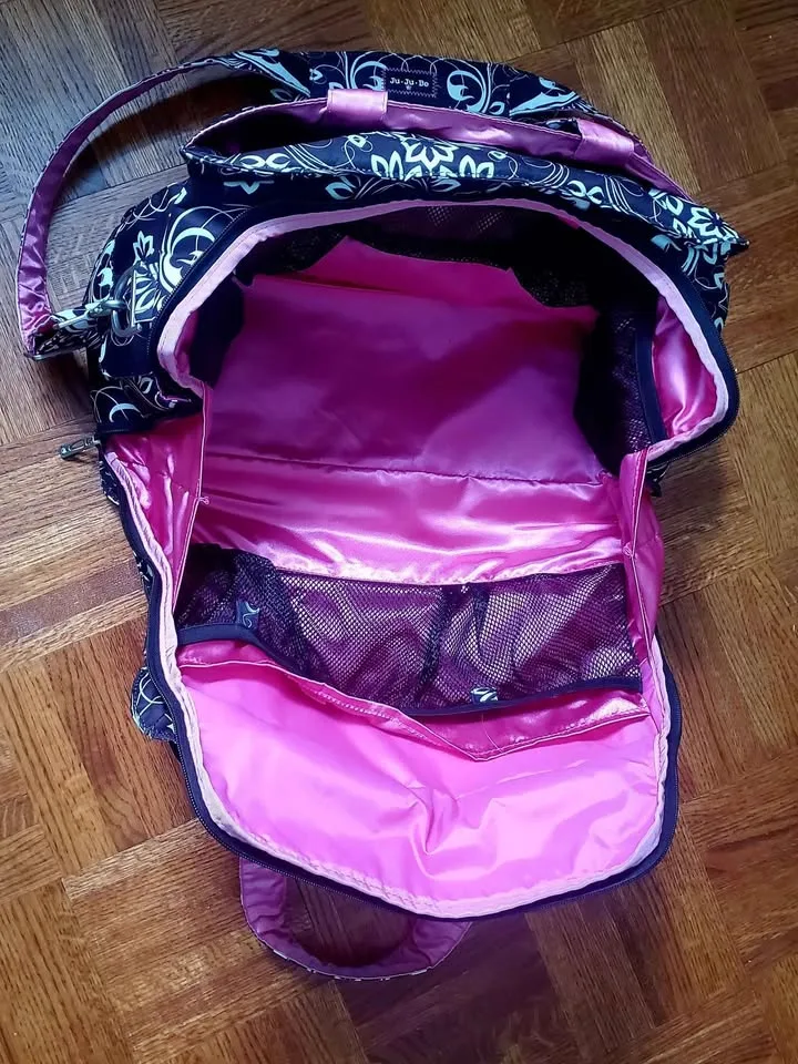 Ju-Ju-Be Be Prepared Duffle Diaper Bag image indicator(4)