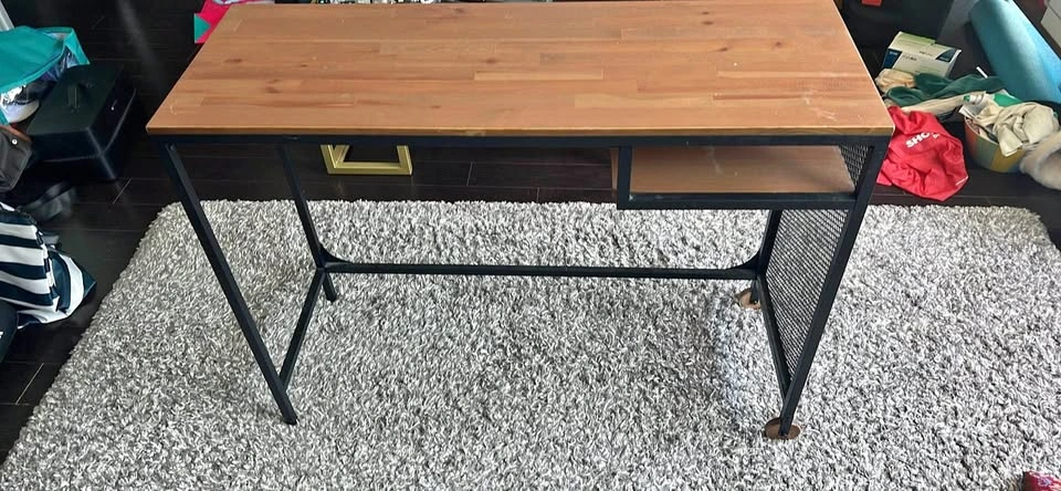 Moving sale Desk for sale