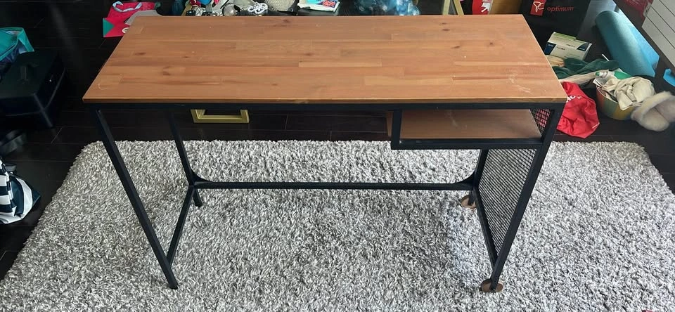 Moving sale Desk for sale - photo 2