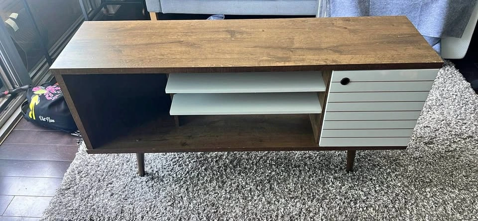 Moving sale Tv media unit