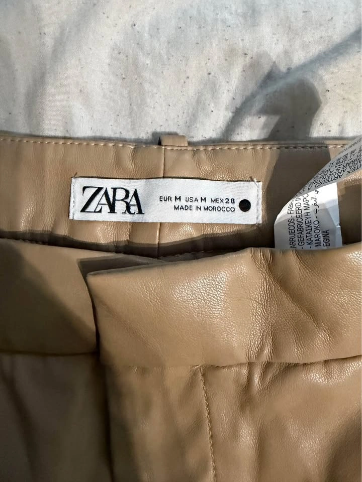 Zara Faux Leather Vest and Shorts Set (women’s) - photo 4